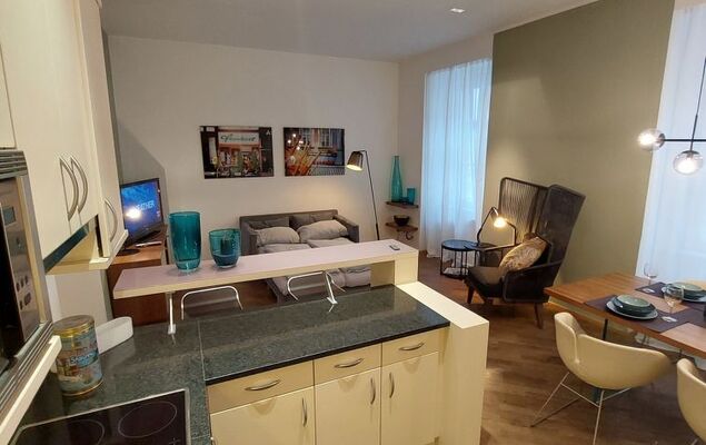 Inner City - Photo 12