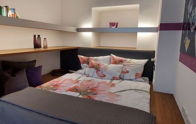 Inner City - Photo 30